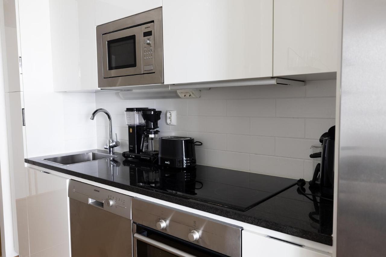 Poista 2Ndhomes Modern 1Br Home With Balcony By The Central Station Helsingfors Exteriör bild