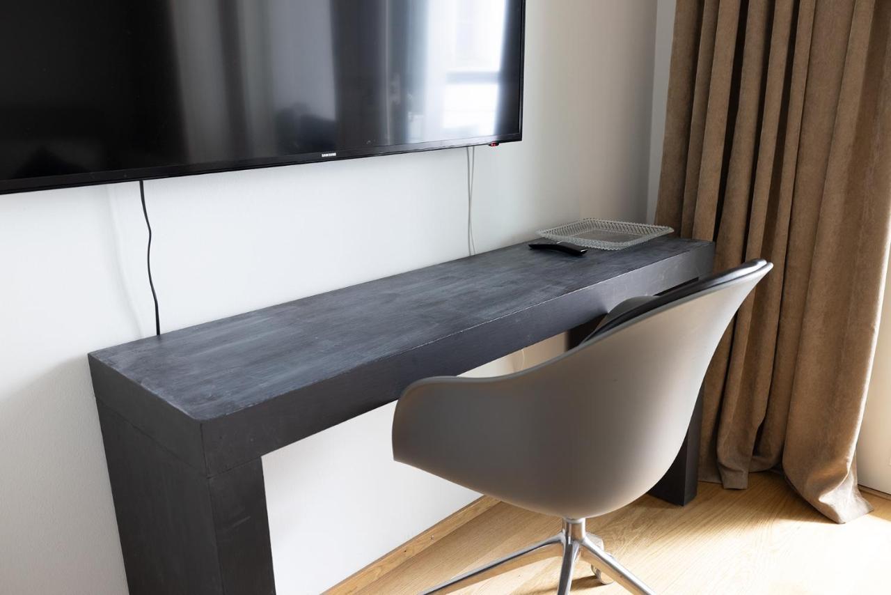 Poista 2Ndhomes Modern 1Br Home With Balcony By The Central Station Helsingfors Exteriör bild