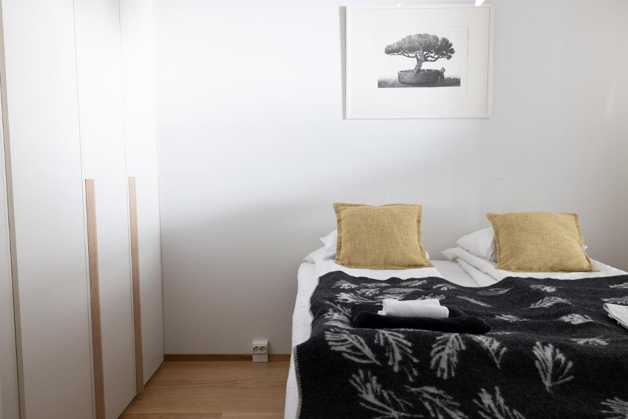 Poista 2Ndhomes Modern 1Br Home With Balcony By The Central Station Helsingfors Exteriör bild